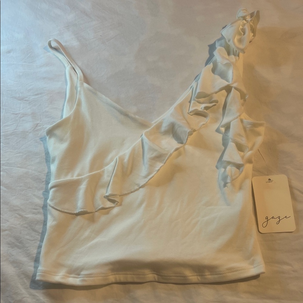 Gaze White Ruffle Camisole Crop top Medium NWT